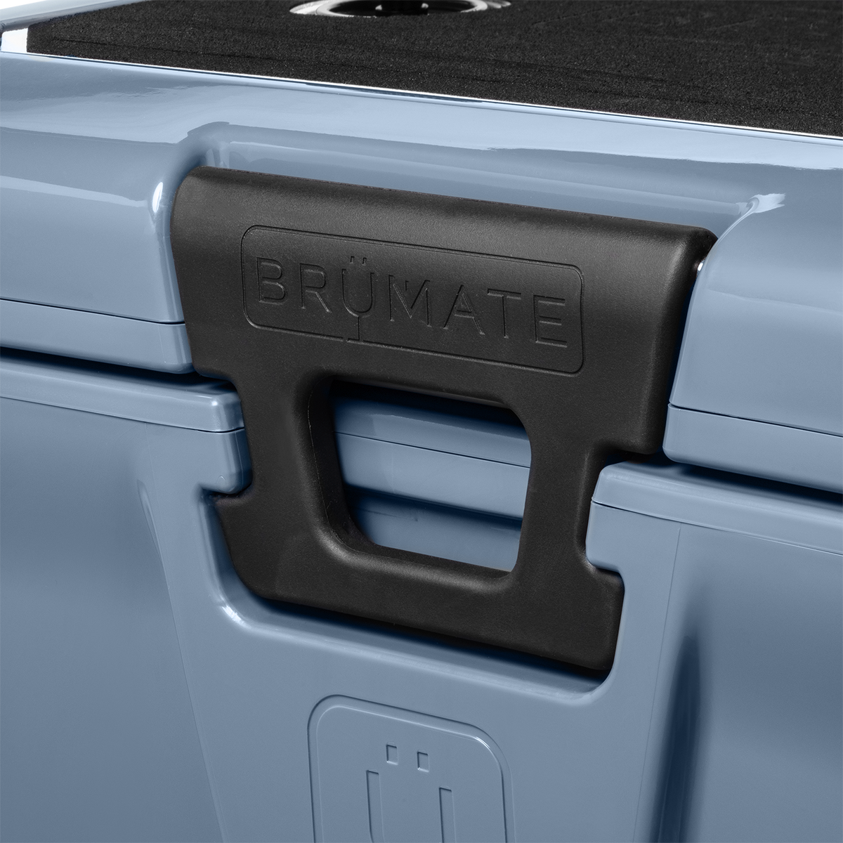 brutank-20qt-a0 BruTank-20-Denim-Latch.png