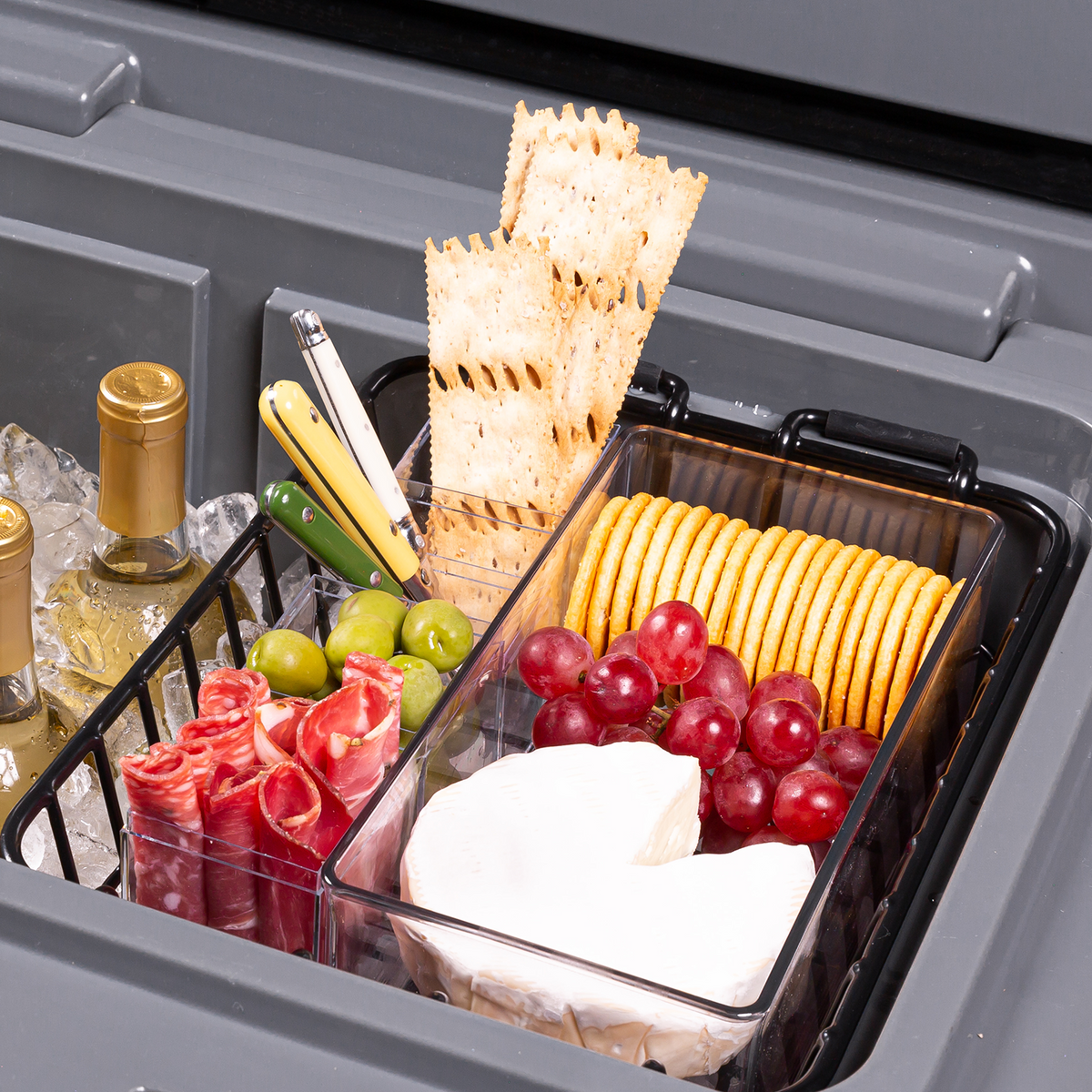 brutank-35qt-55qt-dry-rack-j7 brutank-dry-rack_accessory_alt-1.png